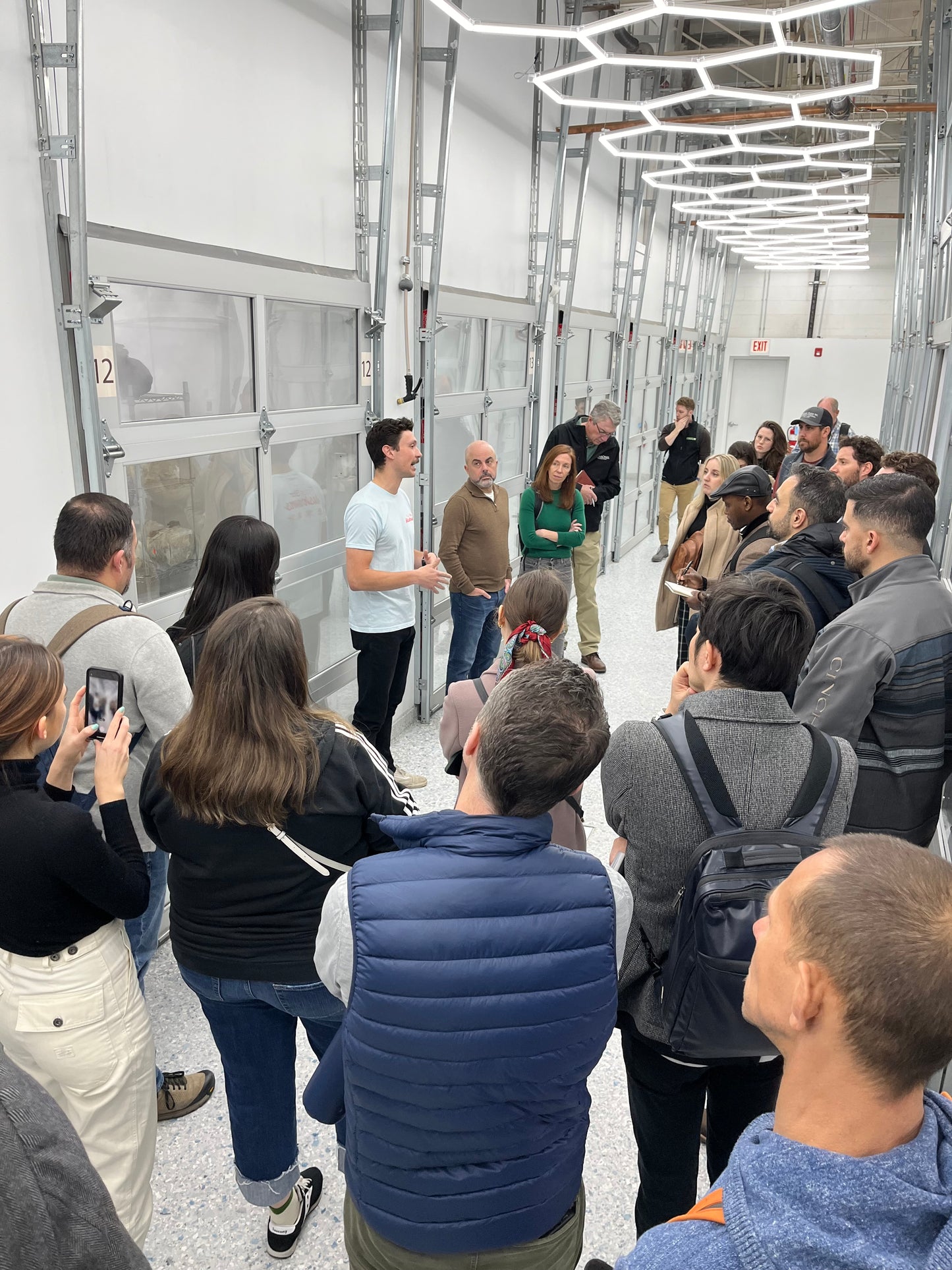 TOUR - Behind The Scenes